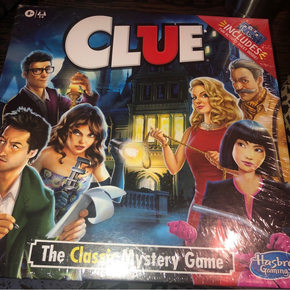 Hasbro Clue Classic Mystery Game